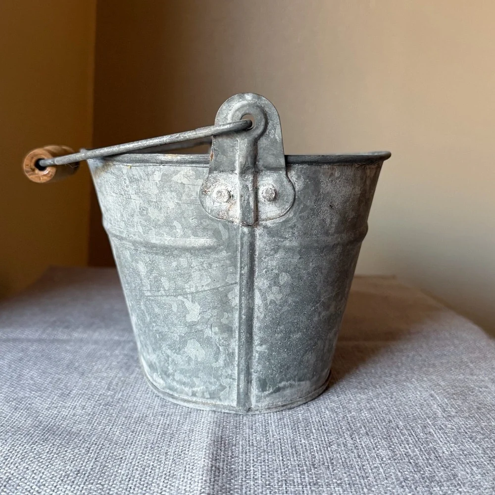 Rustic Galvanized Metal Bucket w/ Wooden Handle Farmhouse Decor